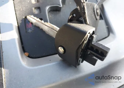 2010 Mazda Mazda3 S Grand Touring z USA, uszkodzony, nr VIN JM1BL1H53A1132929